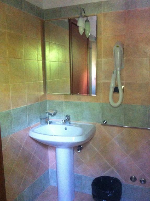 Hotel Eliseo Fiuggi Dış mekan fotoğraf