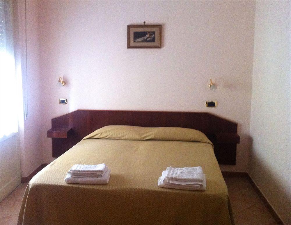 Hotel Eliseo Fiuggi Dış mekan fotoğraf